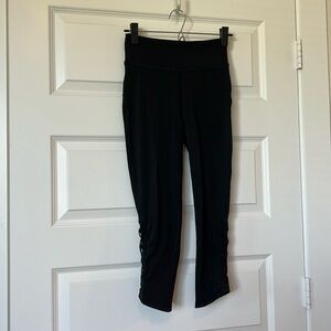 23” black lululemon leggings